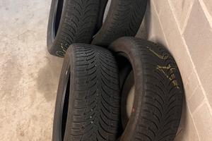 4 pneumatici 195/55/16 invernali