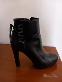 Stivaletto nero Laura Biagiotti