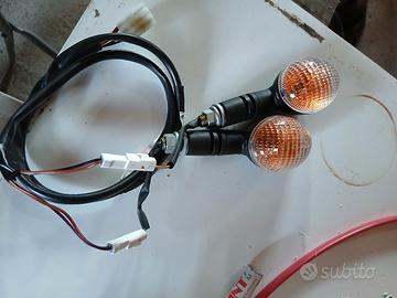 frecce posteriori per moto hm 50