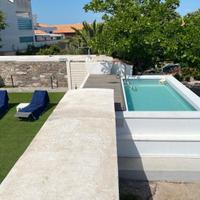 piscina maretto con struttura in legno