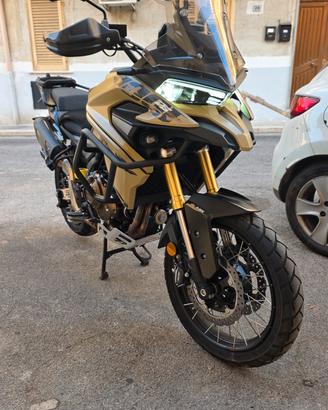 Voge Valico 625 Dsx con 4000km 