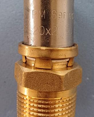 Raccordo  3.4x (20x2.0) dritto maschio RM107Y047