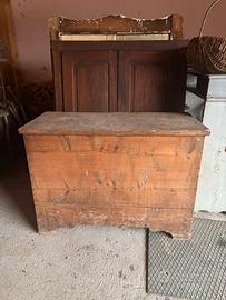 Cassapanca antica in legno massello