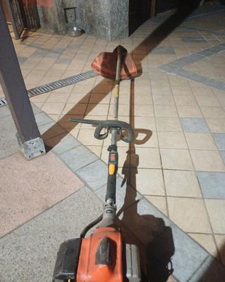 decespugliatore hitachi 