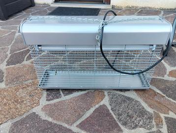 Lampada mosche/ zanzare