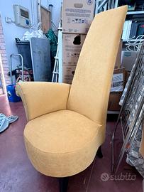 Poltrona asimmetrica stile deco’