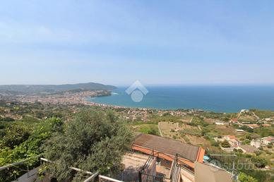 3 LOCALI A AGROPOLI