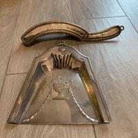 Antica Paletta Raccogli Briciole Con Spazzola