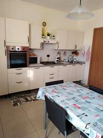 Bilocale arredato con autorimessa