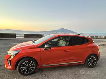 Renault Clio 2024  GPL/Benz 33.000 km - Come nuova
