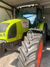 Trattore agricolo CLAAS