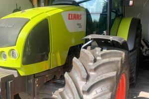 Trattore agricolo CLAAS