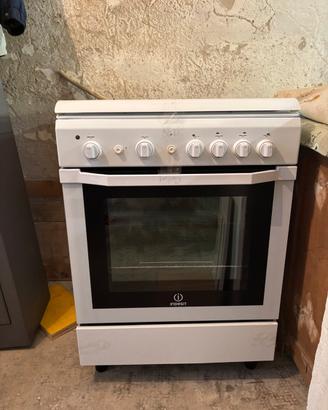 Cucina a gas INDESIT I6gg1f