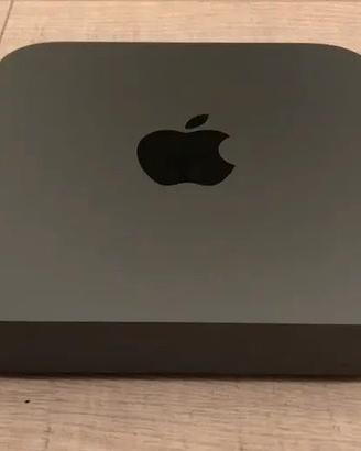 Mac mini i7, 1 TB SSD, 8 gb ram