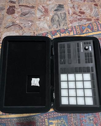 Controller Native Instruments Machine Mikro MK3