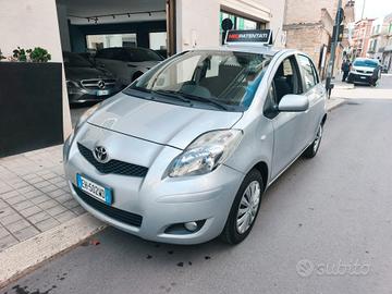Toyota Yaris 1.0 Benzina 5-porte Sol 2011