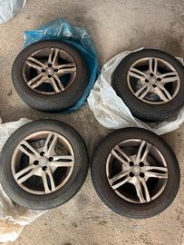 Cerchi in lega 15 + pneumatici