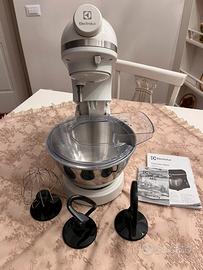 Impastatrice planetaria Electrolux EKM3010
