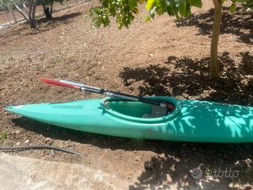 Canoa in vetroresina