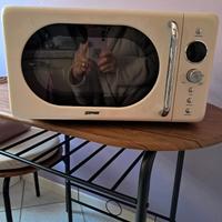 Forno a microonde con grill