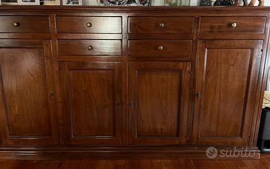 Credenza in arte povera