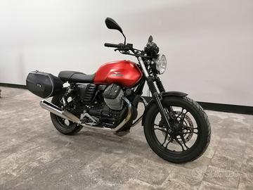 Moto Guzzi V7 II - 2016