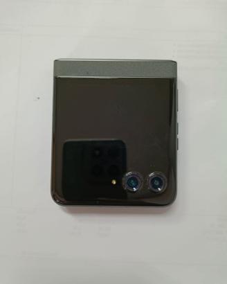 cellulare Motorola Razr 50 256GB- PARI AL NUOVO