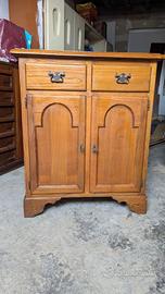 Mobiletto con cassetti