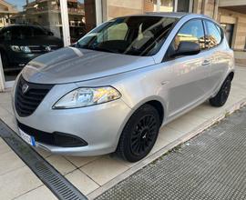 Lancia Ypsilon 1.2 69 CV 5 porte S&S Gold