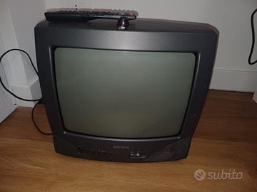 Tv 14 pollici con decoder