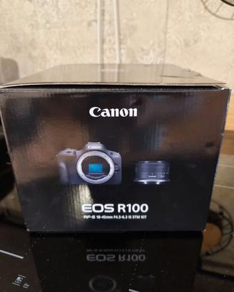 Canon  EOS R100