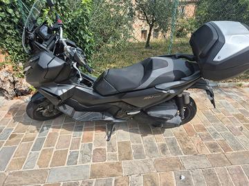 Scooter Honda ADV 350