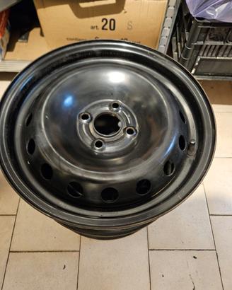 Cerchi e Copricerchi Fiat Punto Evo 15" 4x100
