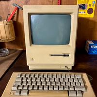 Macintosh 128 k apple one