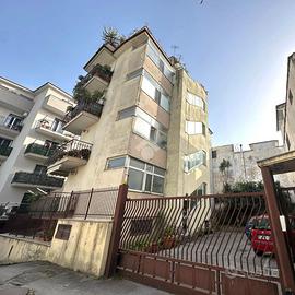 3 locali a scafati