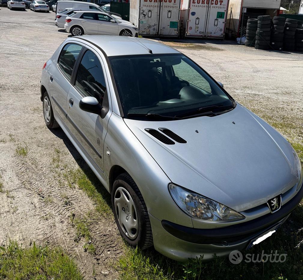 Peugeot 206 1.1 benzina 5p X-design 