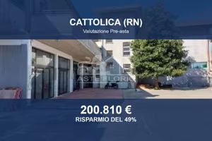 Immobile in asta di 215 m² con più di 5 locali a C