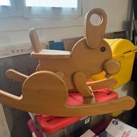 dondolo coniglio in legno