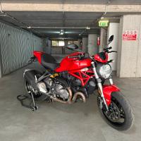 Ducati Monster 821