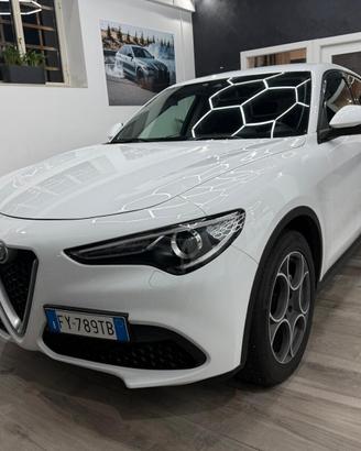 Alfa Romeo Stelvio 2.2 AT8 160cv Q2 Sport Tech