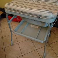 Fasciatoio chicco con vaschetta per il bagnetto