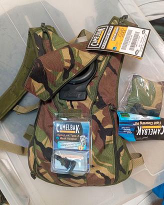 Materiale militare 5 pezzi ancge nuovo LEGGI