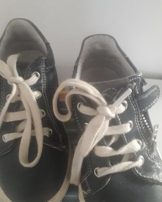 Scarpe nero giardini/ balocchi