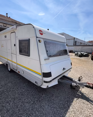 Bürstner Caravan Burstner Studio Espirit 465-posti