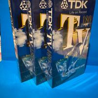 3 Video cassette TDK E 180 TV VHS