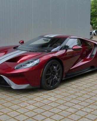 FORD GT Carbon Wheels Liquid Red