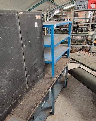 tavolo lavoro morsa ferro legno scaffale mobiletto