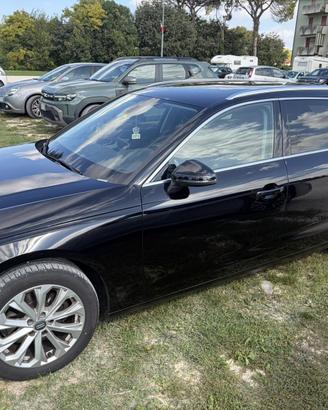 Audi A4 35d (163cv mild hybrid) 2020