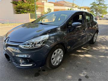 Renault Clio TCe 12V 90 CV 5 porte Business