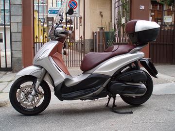 Piaggio Beverly 350 Sport Touring ABS/ASR